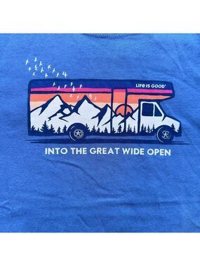 NWOT Women’s Small Life Is Good Crusher Tee SS Graphic TShirt RV Camping